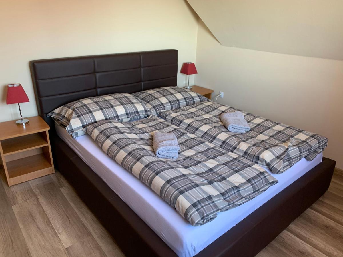 Kapi-Spa Pokoje I Apartamenty 克鲁斯兹考采 外观 照片