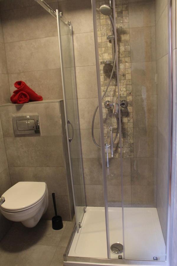 Kapi-Spa Pokoje I Apartamenty 克鲁斯兹考采 外观 照片