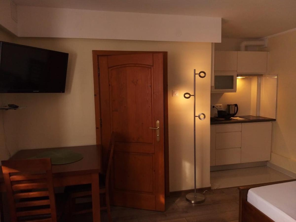 Kapi-Spa Pokoje I Apartamenty 克鲁斯兹考采 外观 照片